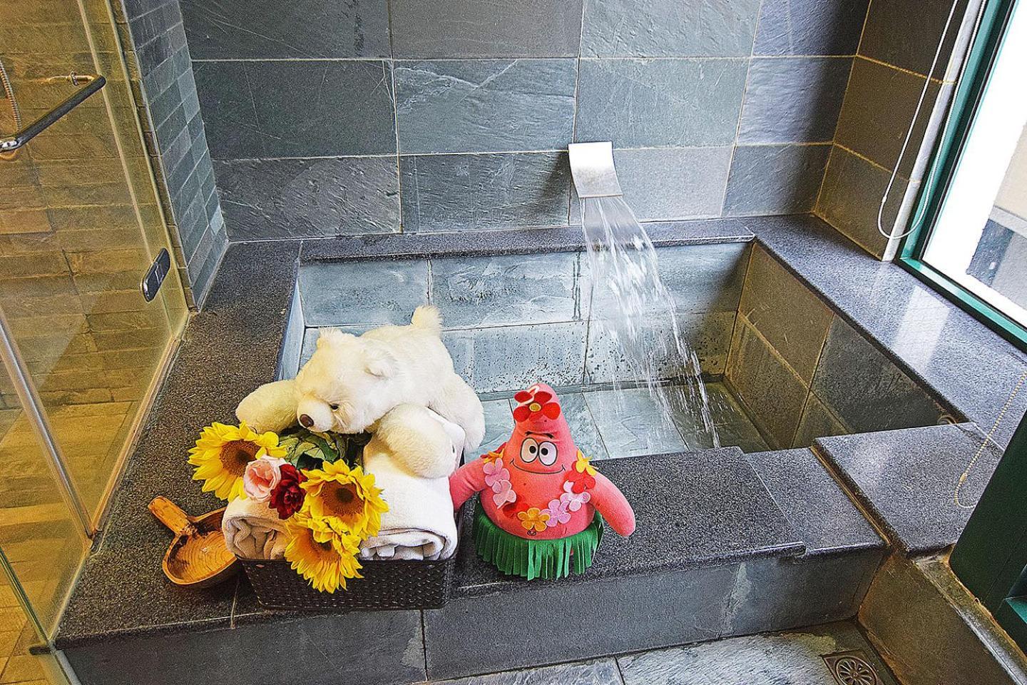 No. 21 Jiaoxi Hot Spring Homestay Екстериор снимка